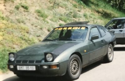 PORSCHE 924