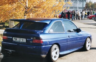 FOTOPŘÍPSĚVEK: FORD ESCORT RS2000 (2002)